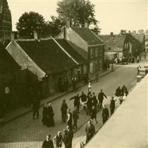 Gelukkig... Tentoonstelling Bevrijding van Oss (jpg)