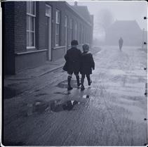 Osse kameraden onderweg, verkleind, 25-12-1937. (LBN060410) (jpg)